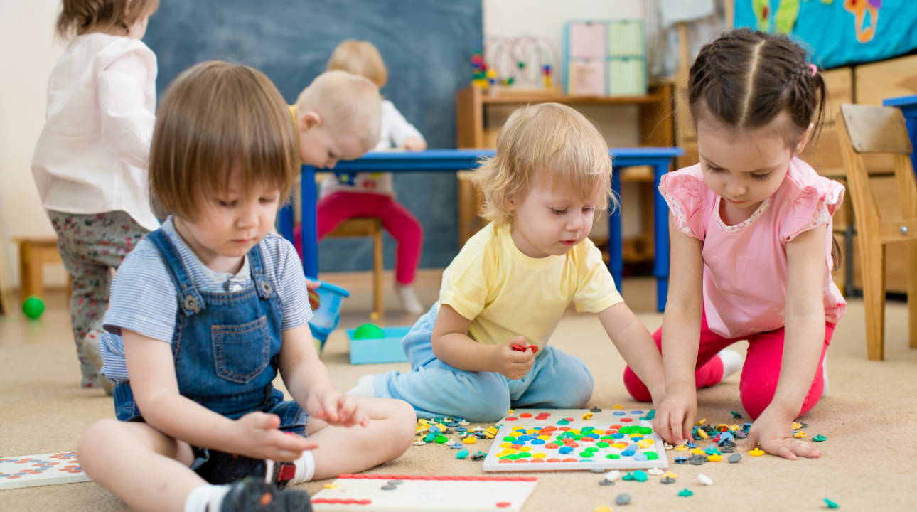 Kinder lernen leichter in der Glückskinderkrippe