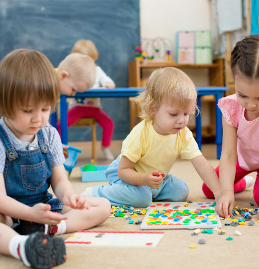 Kinder lernen leichter in der Glückskinderkrippe